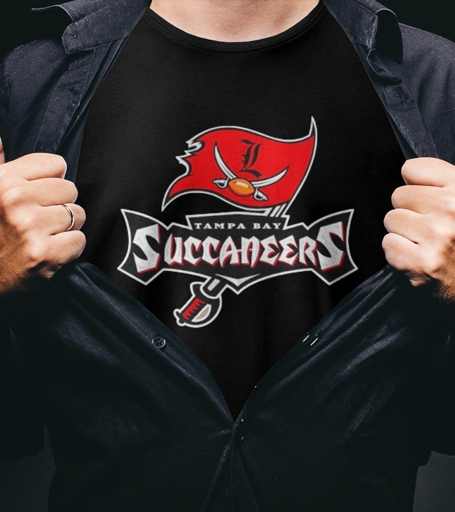 Tampa Bay Succaneers Football Pirate Flag Logo Sports Team T-Shirt