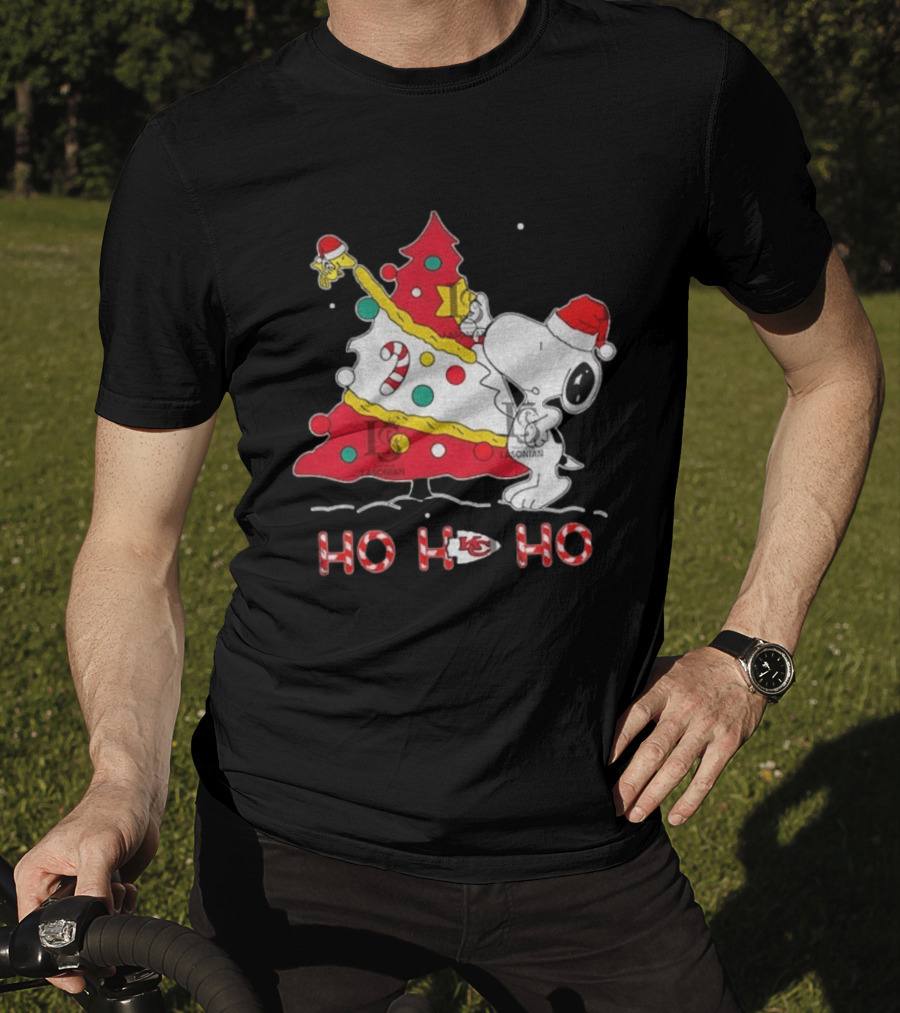 Kansas City Chiefs Snoopy Woodstock Christmas Tree Ho Ho Ho 2026 T-Shirt