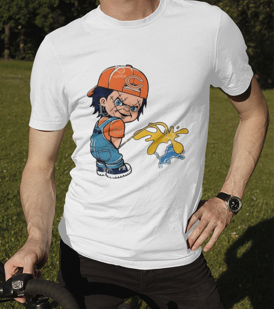 Chicago Bears Chucky Piss On Detroit Lions Rivalry Meme T-Shirt