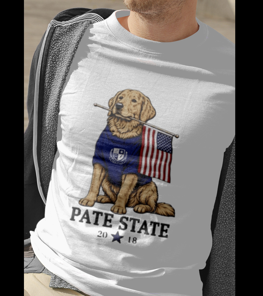 Pate State 2018 Golden Retriever American Flag T-Shirt