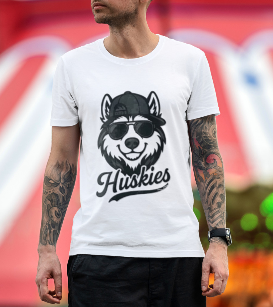 Huskies Husky Dog In Sunglasses And Cap T-Shirt
