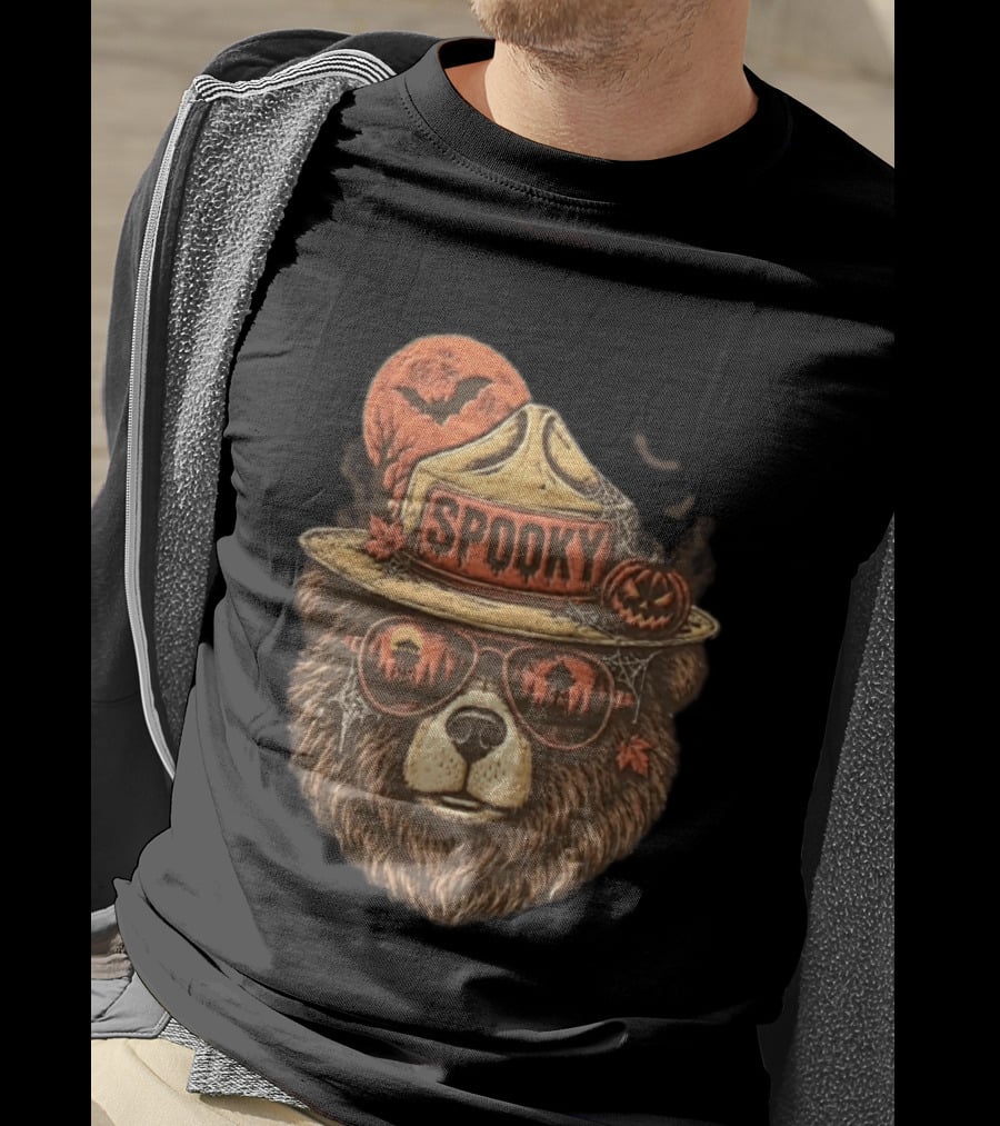 Smokey Bear Spooky Halloween Fire Lookout Forest Ranger Pumpkin Bats T-Shirt