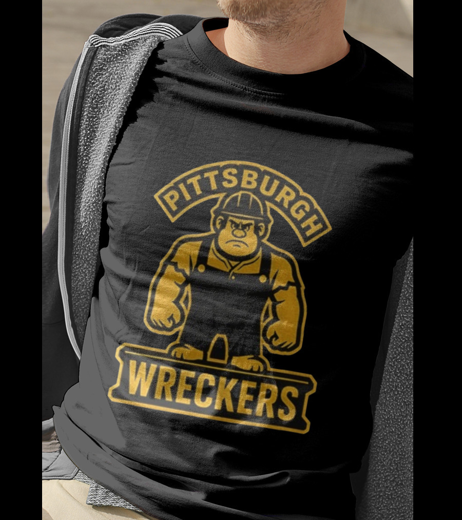 Pittsburgh Wreckers Steelers Pro Football Worker T-Shirt