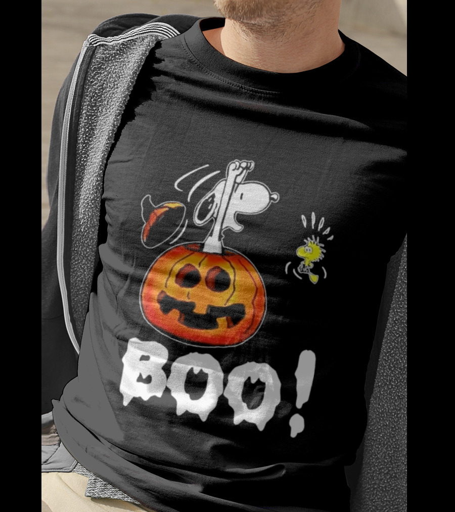 Snoopy Pumpkin Costume Woodstock Halloween BOO Peanuts T-Shirt