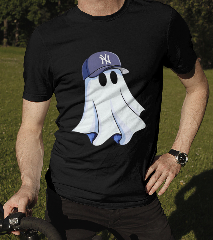 New York Yankees MLB Ghost Baseball Cap Halloween T-Shirt