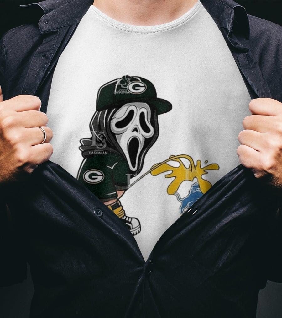 Green Bay Packers Ghostface Pissing On Detroit Lions NFL Rivalry T-Shirt