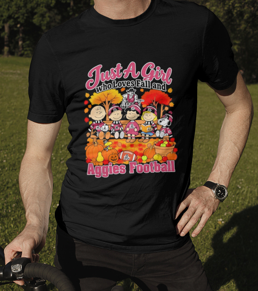 Just A Girl Who Loves Fall And Aggies Football With Charlie Brown And Snoopy T-Shirt