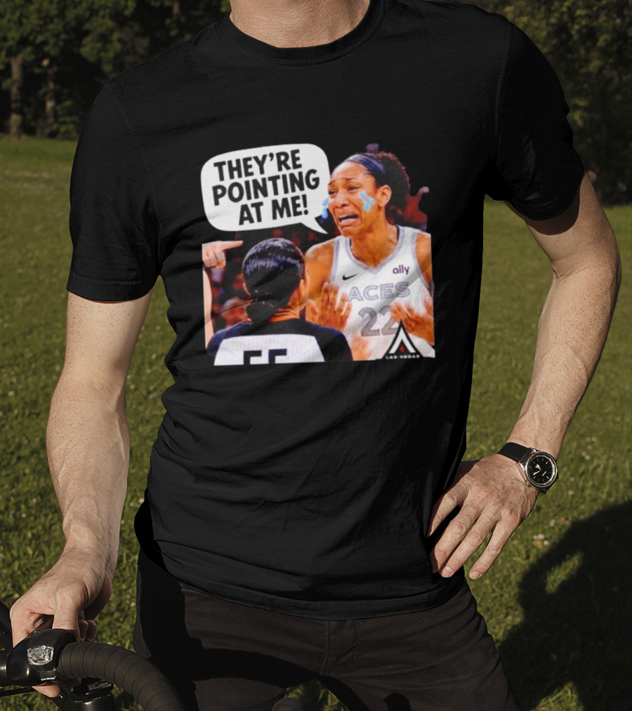 Las Vegas Aces No 22 They're Pointing At Me Meme T-Shirt