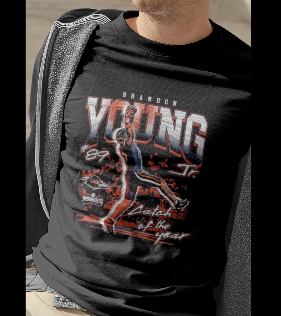 Brandon Young Jr. #89 UTSA Roadrunners Moments Catch Of The Year T-Shirt