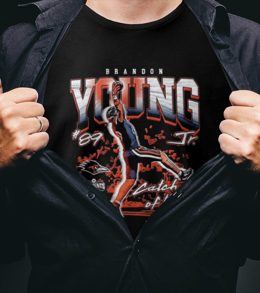 Brandon Young Jr. #89 UTSA Roadrunners Moments Catch Of The Year T-Shirt