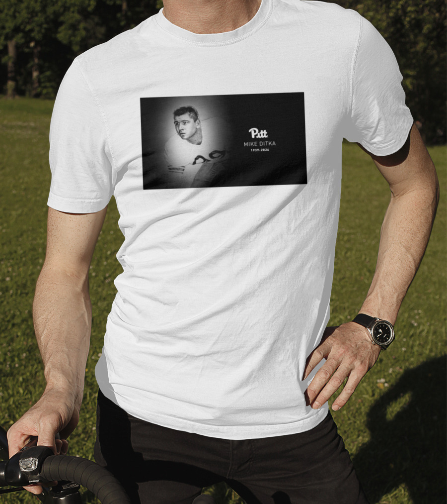 Pitt Remembers Football Icon Mike Ditka 1939 2026 T-Shirt