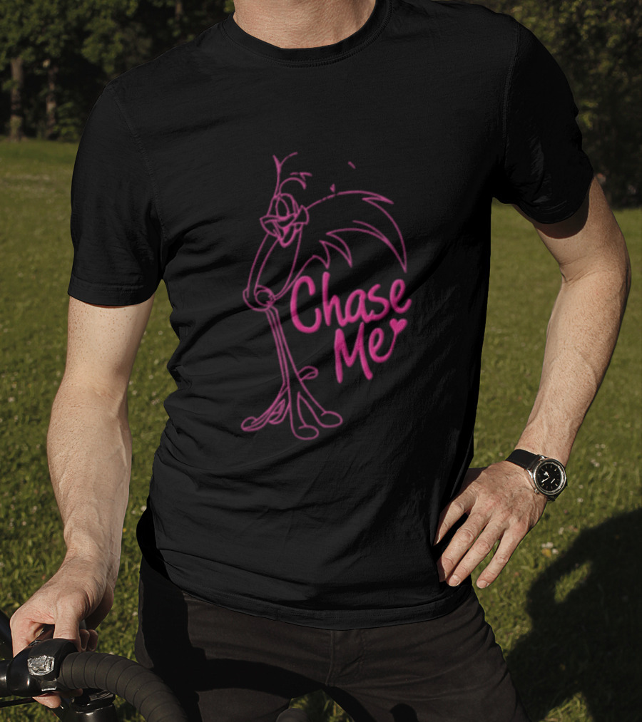 Looney Tunes Road Runner Chase Me Pink T-Shirt