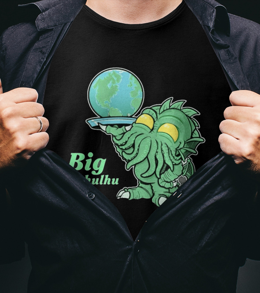 Big Cthulhu Holding The World Lovecraft T-Shirt
