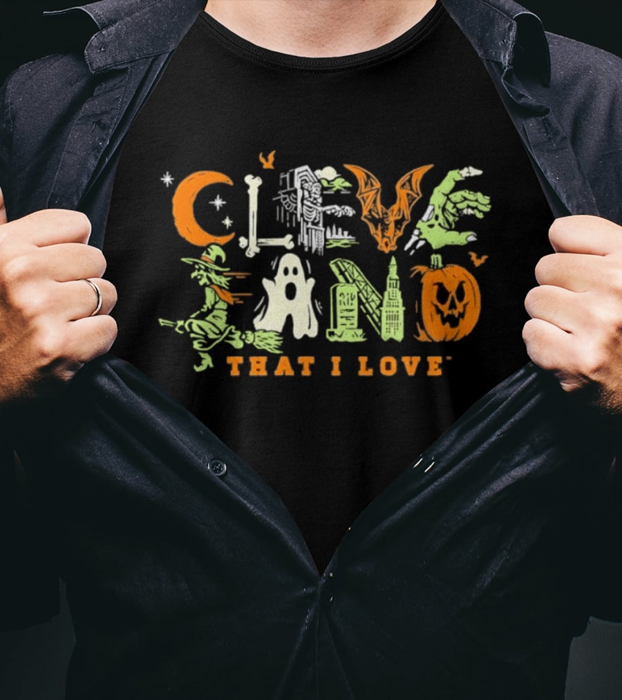 Cleveland That I Love Halloween Ghosts Witches Bats Pumpkins Spooky City T-Shirt