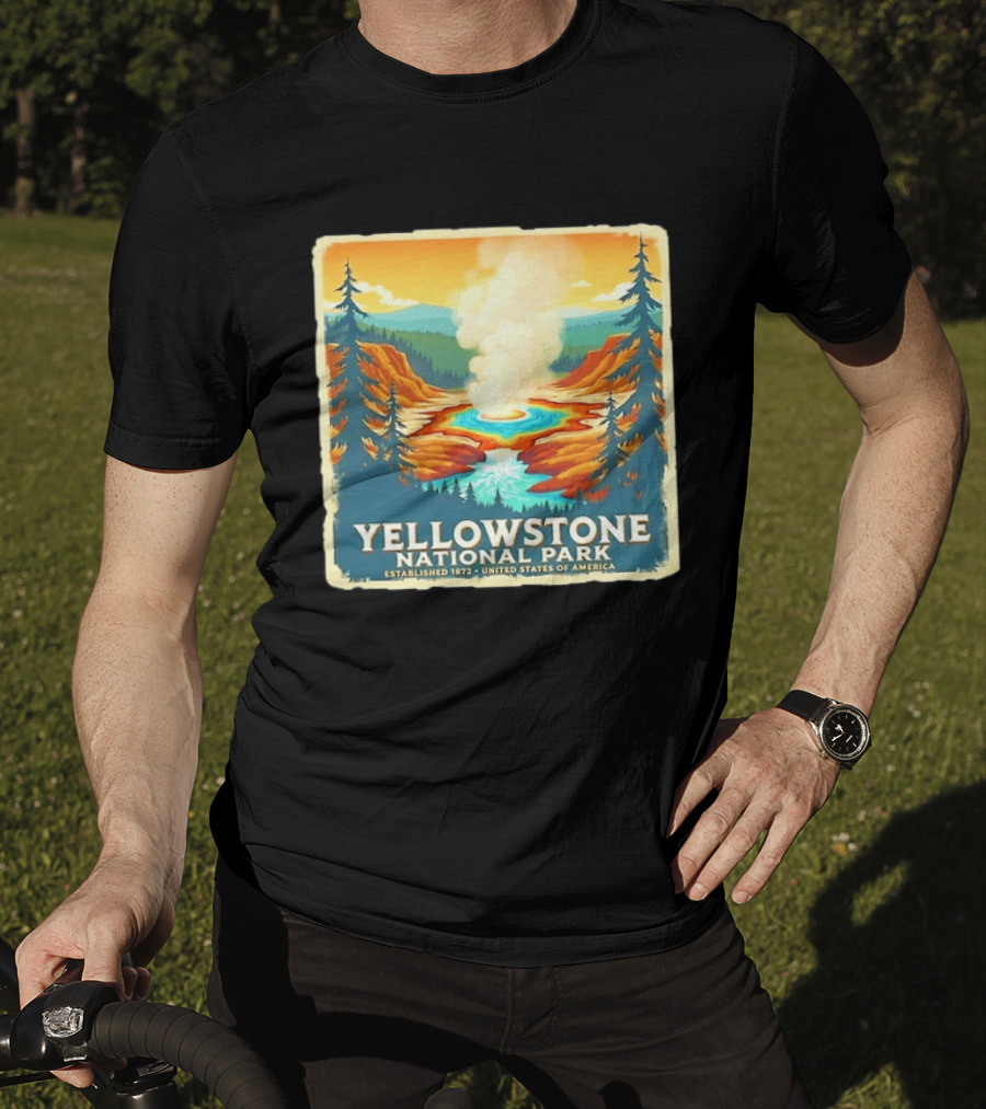 Yellowstone National Park Established 1872 United States Of America T-Shirt