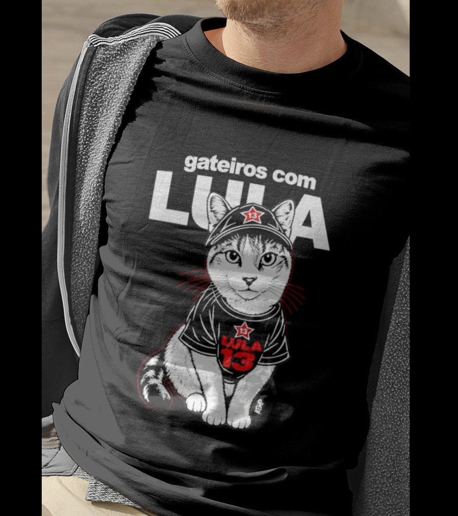 Gateiros Com Lula Cat 13 Brazil T-Shirt