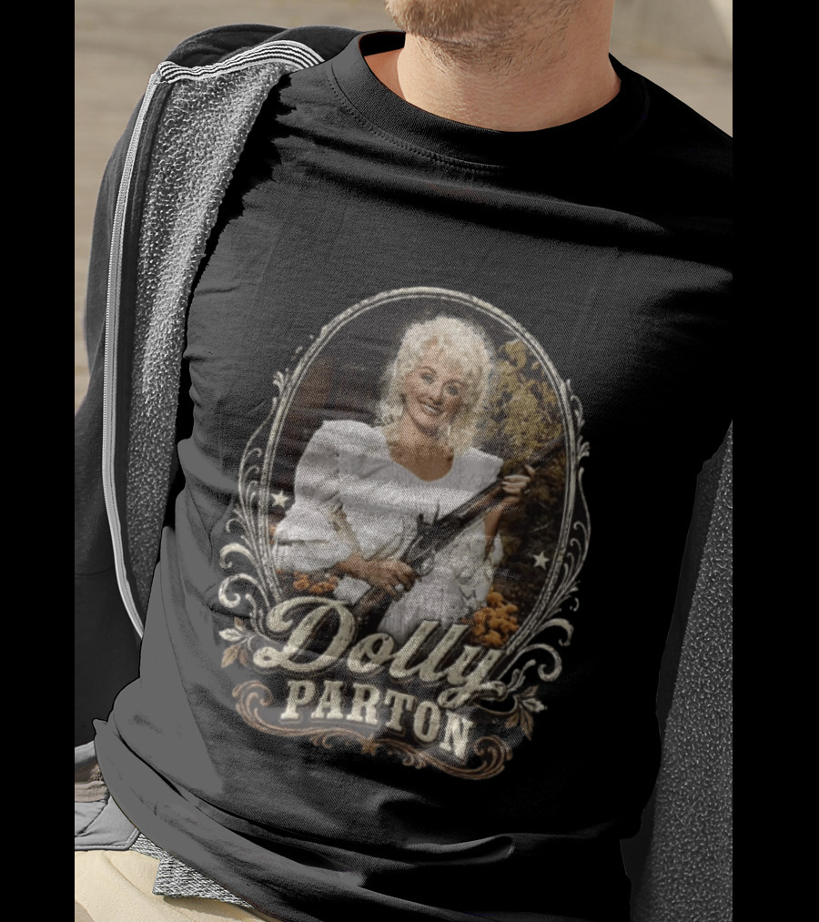 Dolly Parton Decorative Oval Frame With Musket T-Shirt