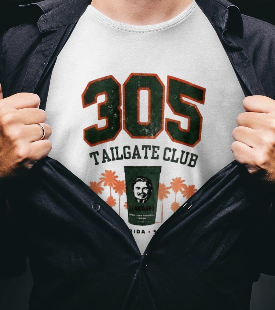 Flanigans 305 Tailgate Club South Florida Since 1959 Green Cup Palm Trees T-Shirt