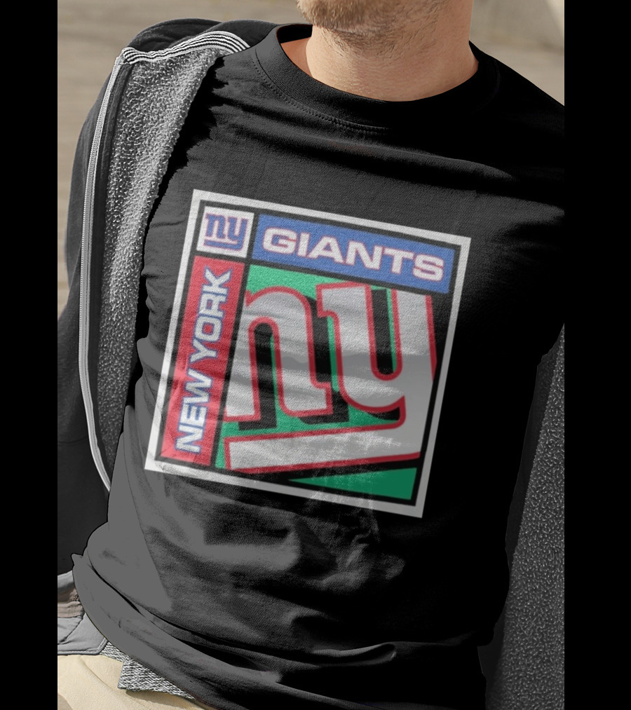 New York Giants '47 Chrome Plate Franklin Vintage Style Football T-Shirt
