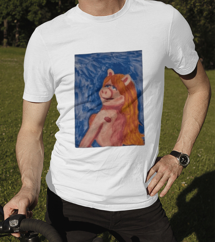 Miss Piggy Carpenter Painting The Muppets Miss Piggy Venus T-Shirt