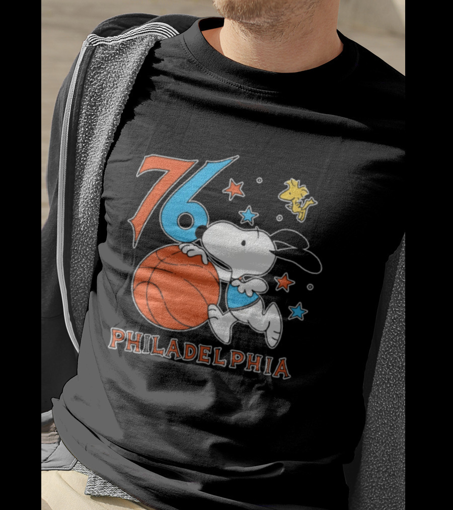 76 Philadelphia Snoopy Basketball Peanuts T-Shirt