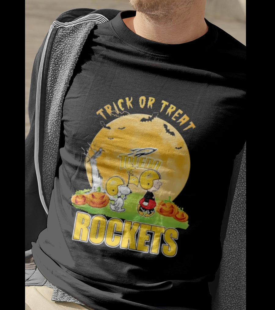 Toledo Rockets Trick Or Treat Halloween Charlie Brown Snoopy T-Shirt