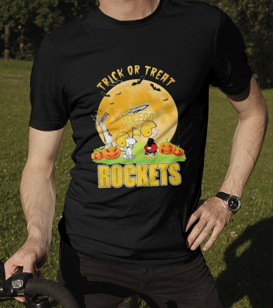 Toledo Rockets Trick Or Treat Halloween Charlie Brown Snoopy T-Shirt