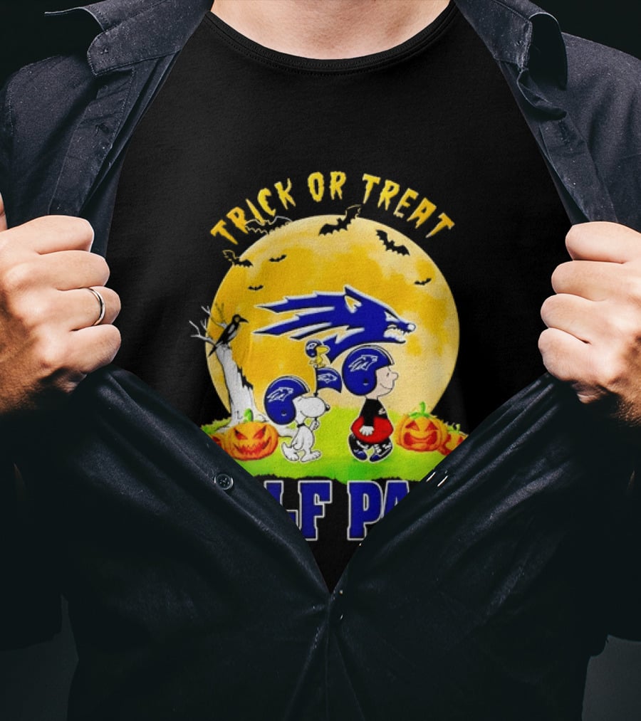 Nevada Wolf Pack Trick Or Treat Halloween With Snoopy Charlie Brown And Pumpkins T-Shirt