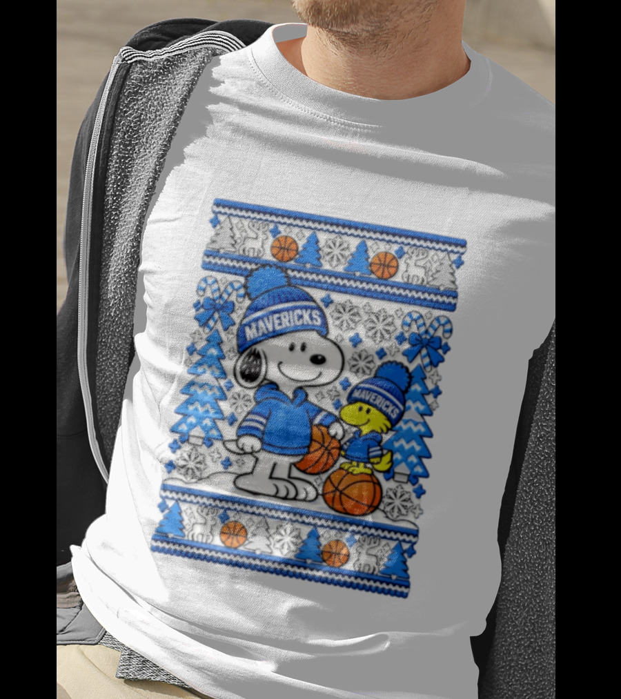 Dallas Mavericks Snoopy Woodstock Christmas Basketball T-Shirt