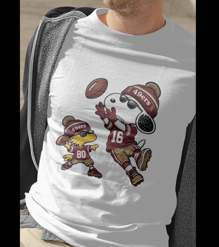 San Francisco 49ers Snoopy Woodstock Football Players Number 16 80 T-Shirt