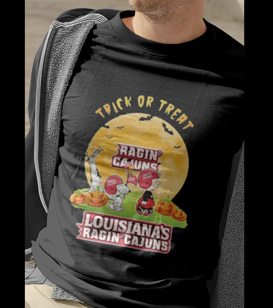 Louisiana Ragin Cajuns X Charlie Brown And Snoopy Trick Or Treat Halloween T-Shirt