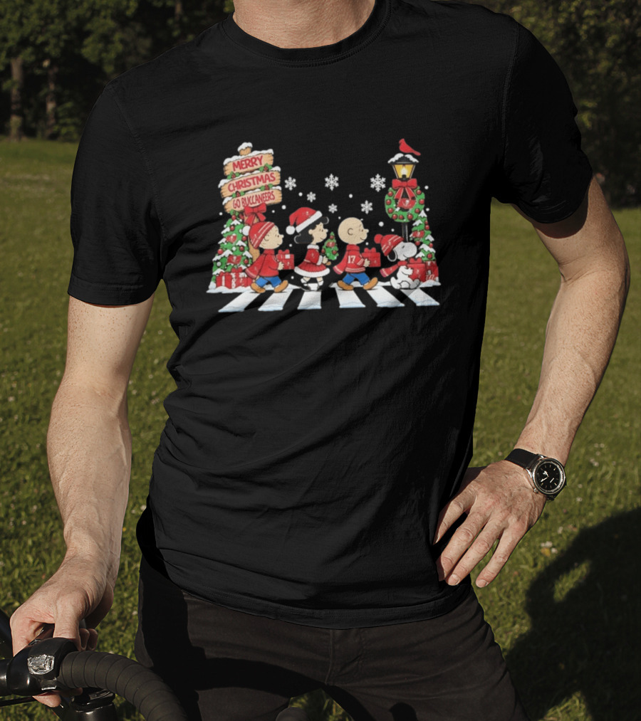 Merry Christmas Go Buccaneers Charlie Brown Snoopy Woodstock Tampa Bay Holiday T-Shirt
