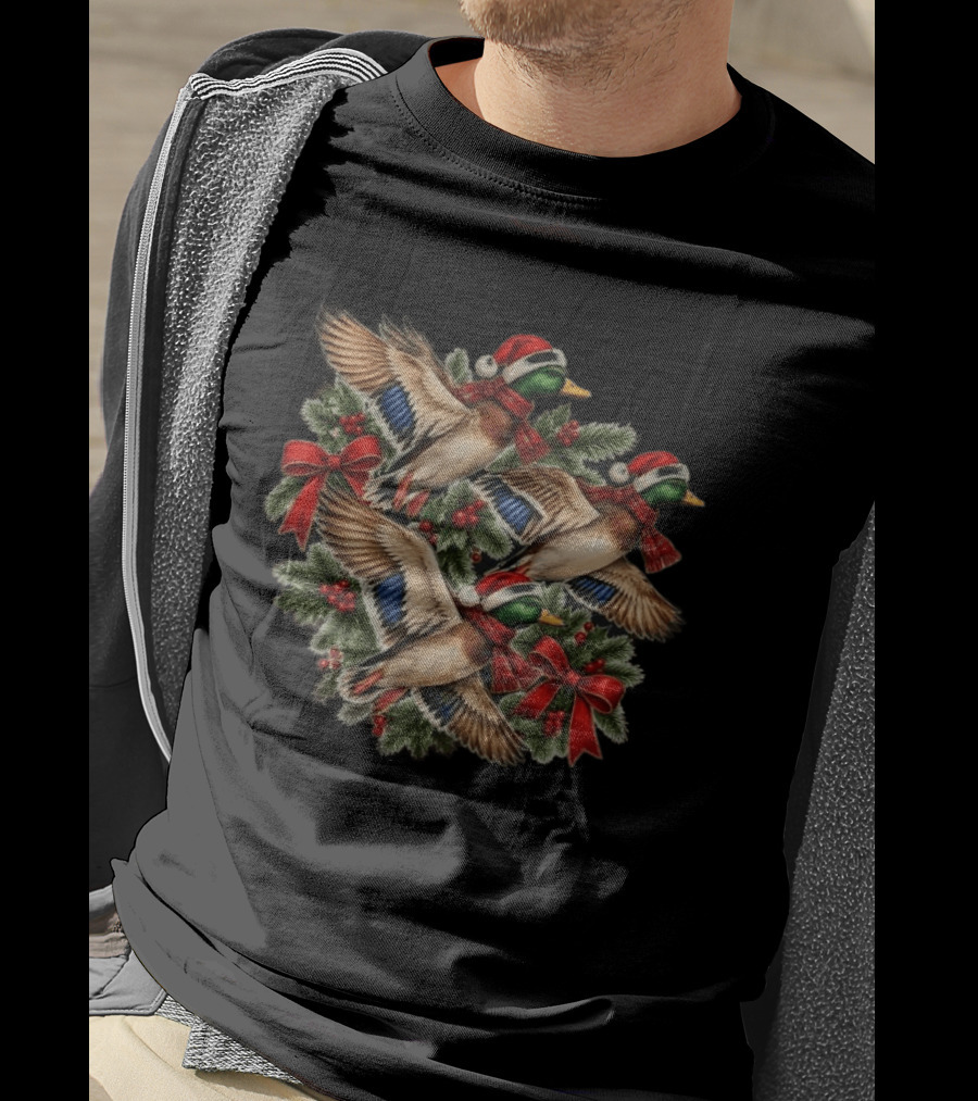Flying Mallard Ducks With Santa Hats And Christmas Scarves In Festive Wreath T-Shirt