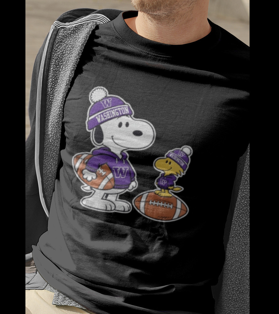 Snoopy Woodstock Washington Huskies Football Fans 2026 T-Shirt