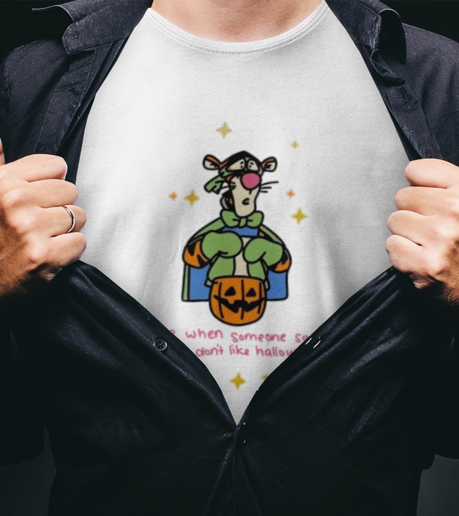 Tigger Reaction When Someone Doesn't Like Halloween Pumpkin Costume T-Shirt