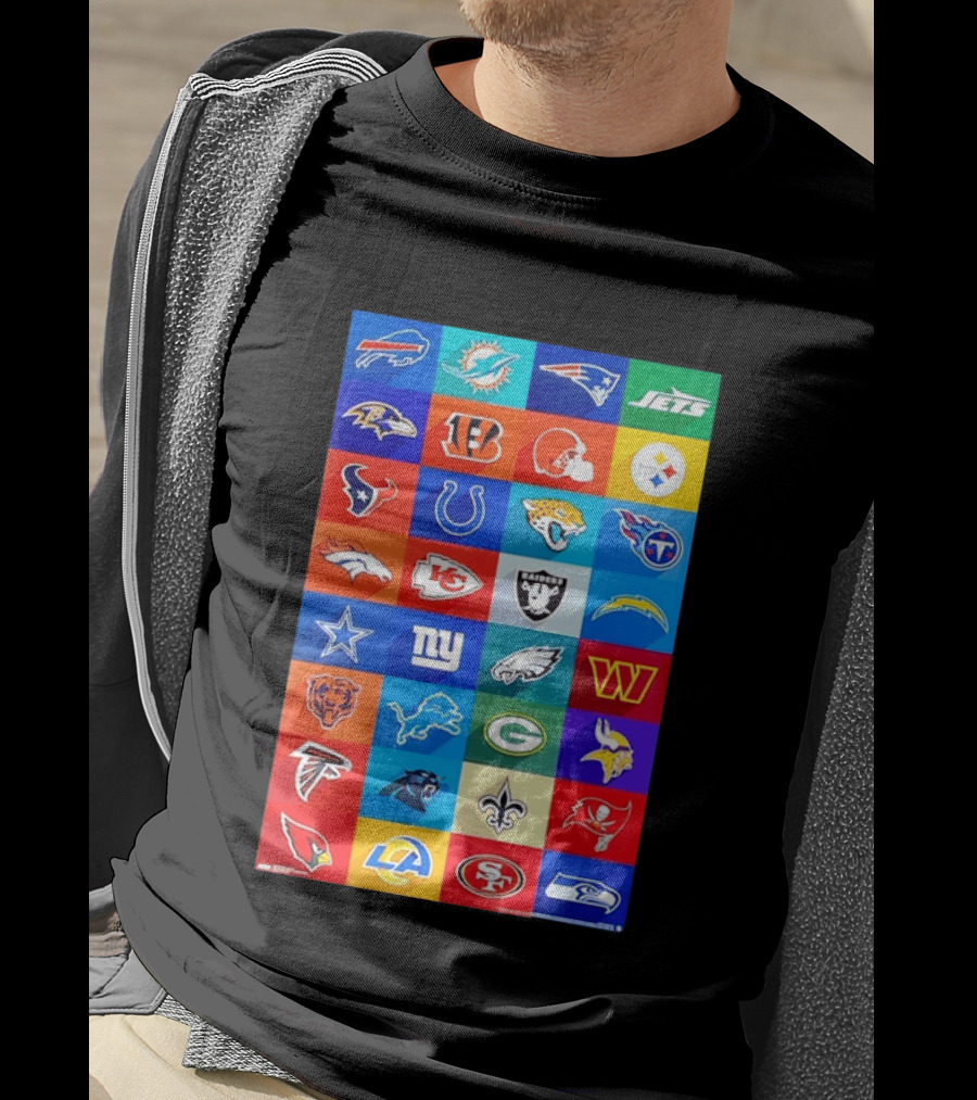 NFL Teams 32 Logos Grid Buffalo Rams Giants Packers 49ers Seahawks T-Shirt