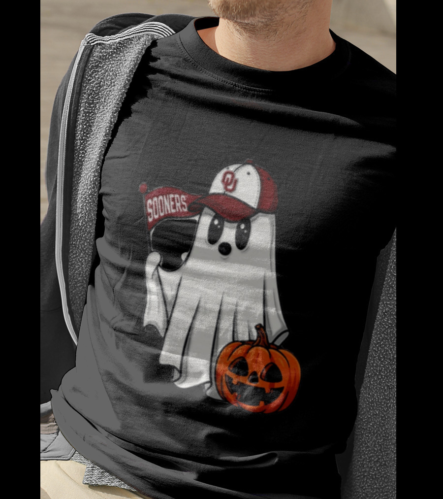 Oklahoma Sooners Ghost With Pumpkin Halloween Fan Gear T-Shirt