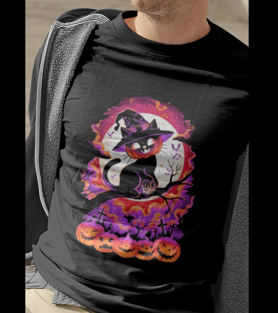 Halloween Cat O'Lantern Witch Hat Spooky Jack O' Lanterns Graveyard Scene T-Shirt