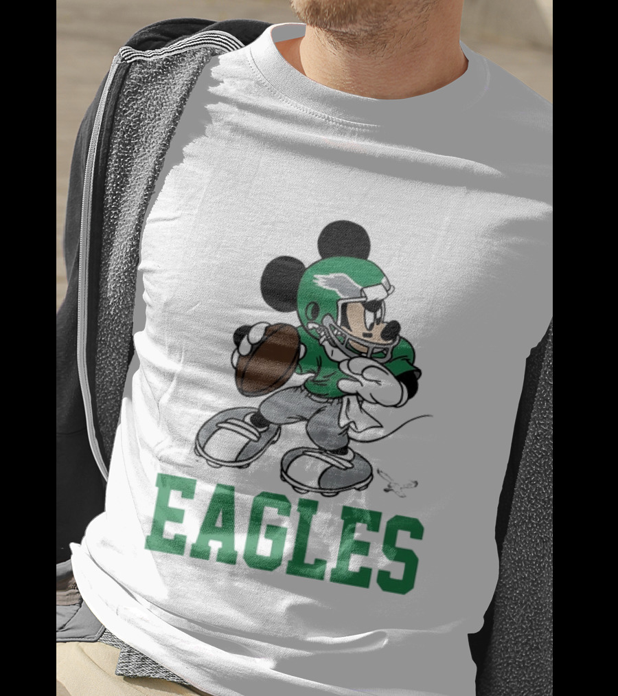 Philadelphia Eagles Mickey Mouse Football Player Eagles T-Shirt