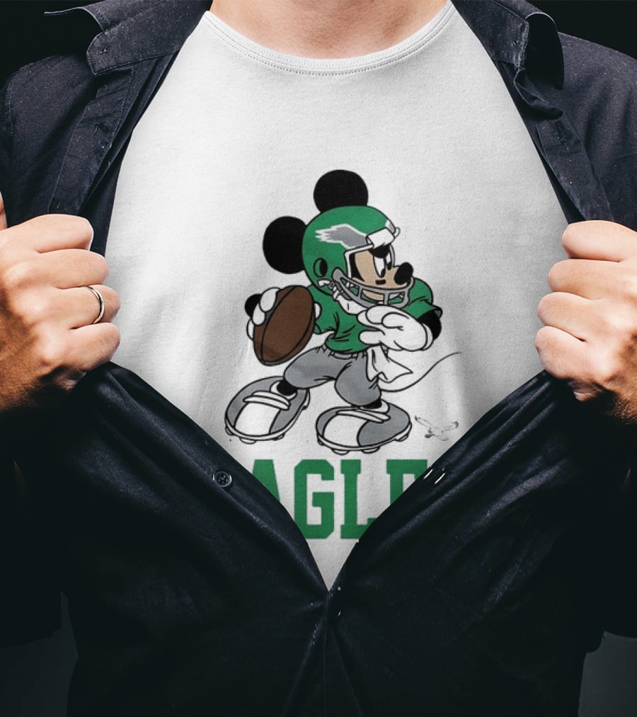 Philadelphia Eagles Mickey Mouse Football Player Eagles T-Shirt