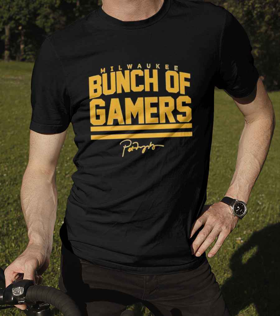 Milwaukee Bunch Of Gamers Baseball Players T-Shirt