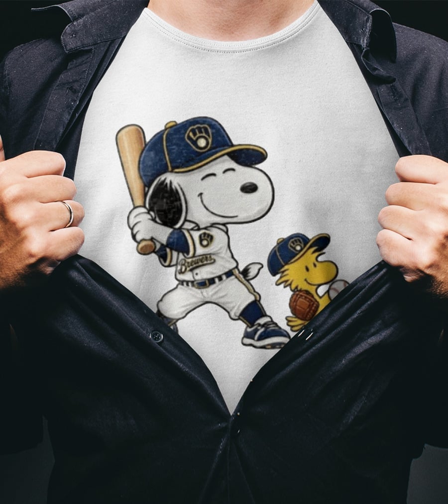 Snoopy Woodstock Milwaukee Brewers Baseball Fan Gear Classic Peanuts Characters T-Shirt