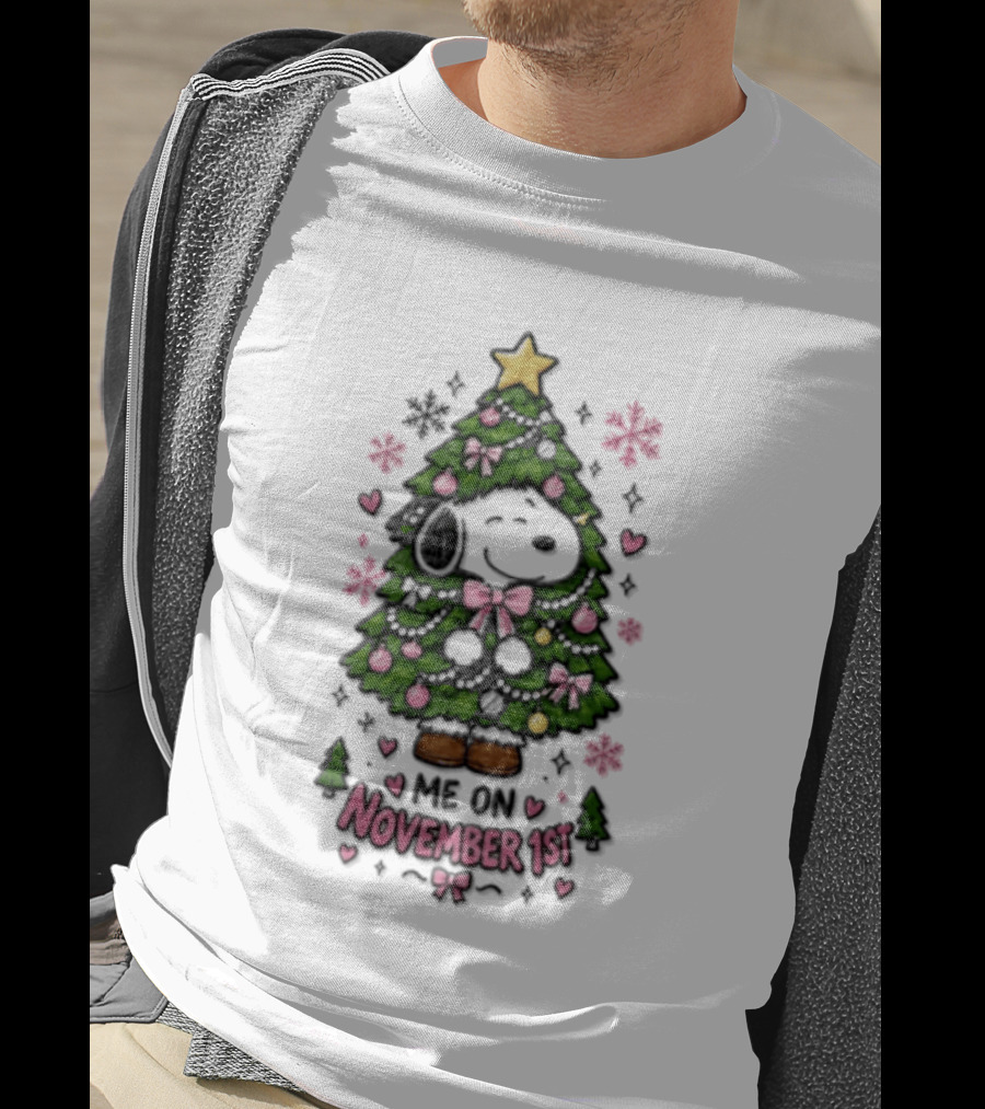 Christmas Snoopy November 1st Dressed As Christmas Tree With Pink Bows T-Shirt