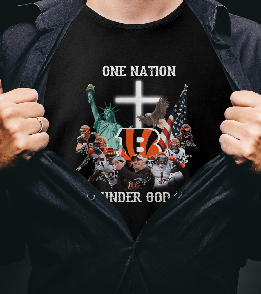 Cincinnati Bengals One Nation Under God Statue Of Liberty American Flag Eagle Football Players T-Shirt