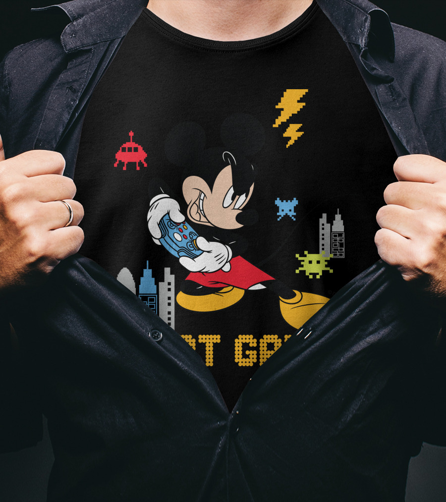 Mickey Holding Controller Retro Gaming City Start Game T-Shirt