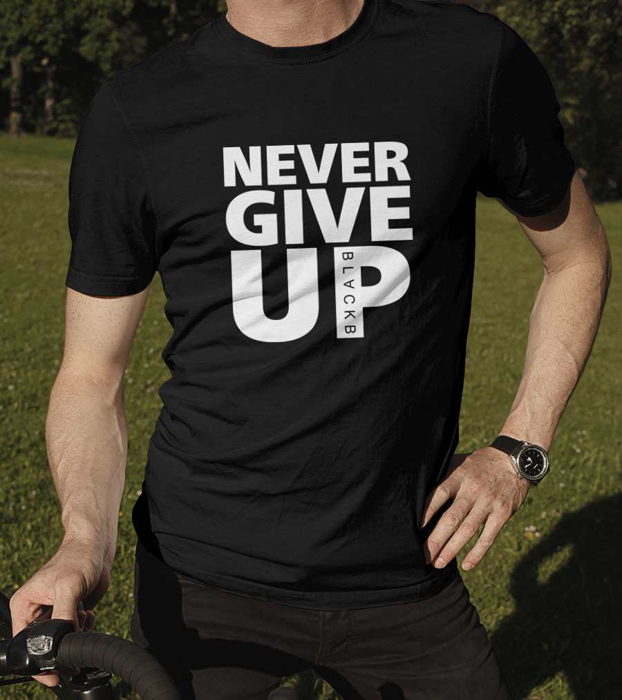 Never Give Up MO Salah T-Shirt