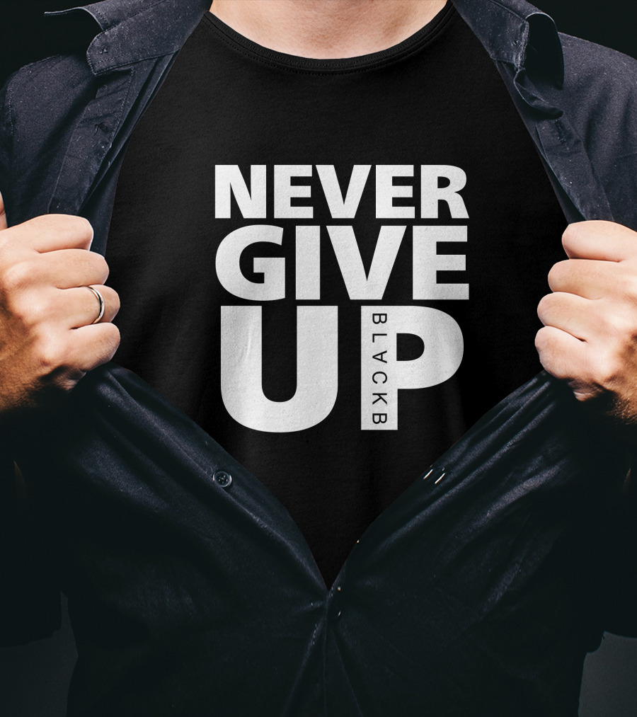 Never Give Up MO Salah T-Shirt