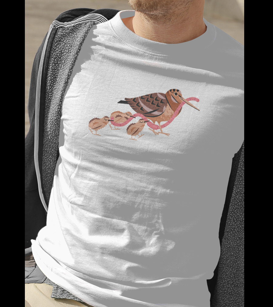 Everpress Shop Everybody Grab Hold Bird And Chicks With Worms T-Shirt
