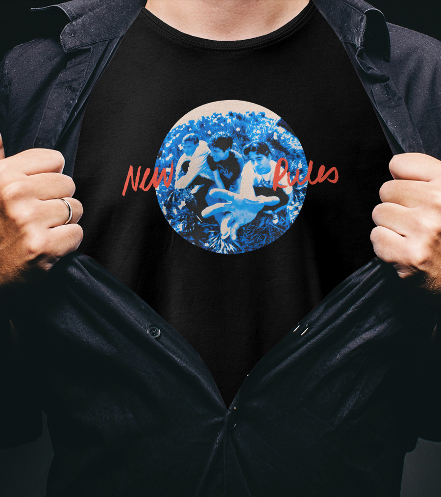 New Rules Band Blue-Tone Group Circle T-Shirt