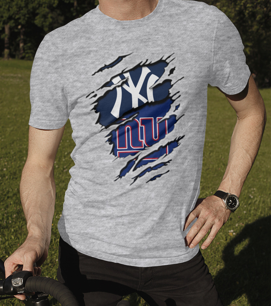 Yankees NY Giants Torn Logo Crossover T-Shirt